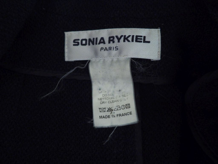 SONIA RYKIEL,  Ensemble de tailleur noir en laine (91%) et polyamide (