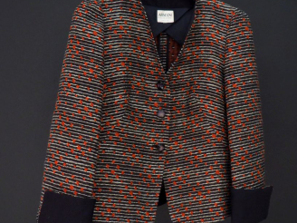 Vente aux enchères ARMANI Veste en polyestère (38%), acrylique (31%), laine (23%) et visc