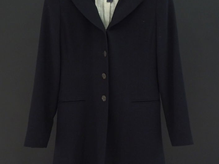 Daniel HECHTER,  Veste de blaser en laine (100%) noire.  Doublure en v