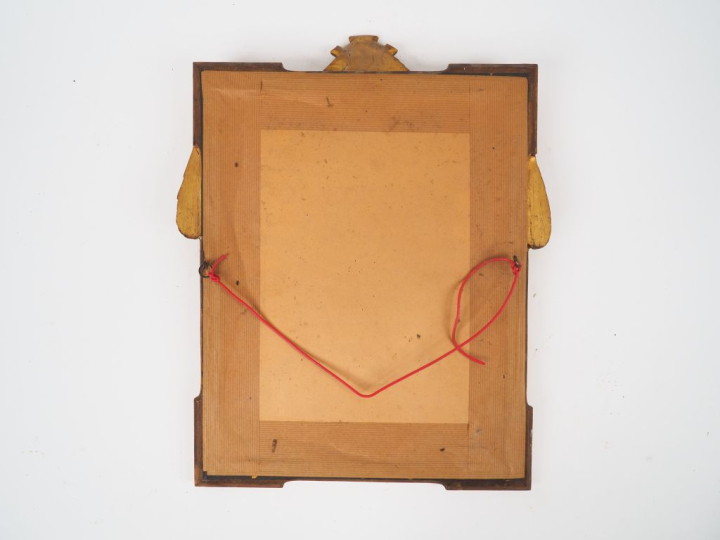 Ecole française fin XIXème. "Portrait de dame à la couronne de fleurs"