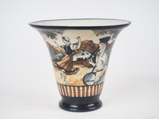 Vente aux enchères CIBOURE.  Vase cornet en céramique, à décor de fandango signé R. LE CO