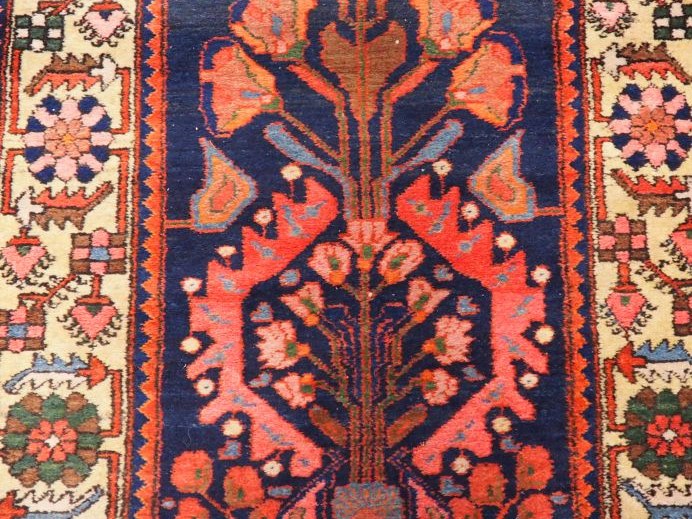 Tapis galerie. Dim. 350 x 110 cm