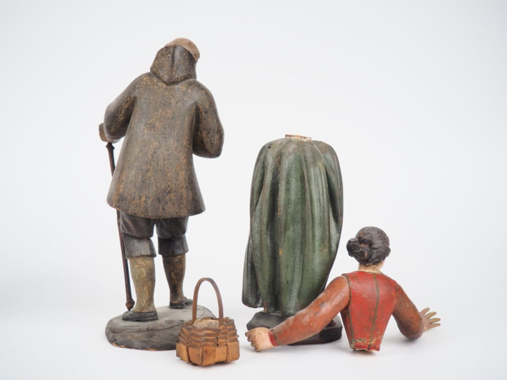 Paire de sujets italiens début XXème en bois sculpté polychrome, "pays