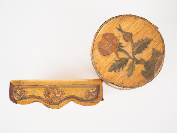 Boîte cylindrique fin XVIIIème - début XIXème en marqueterie de paille