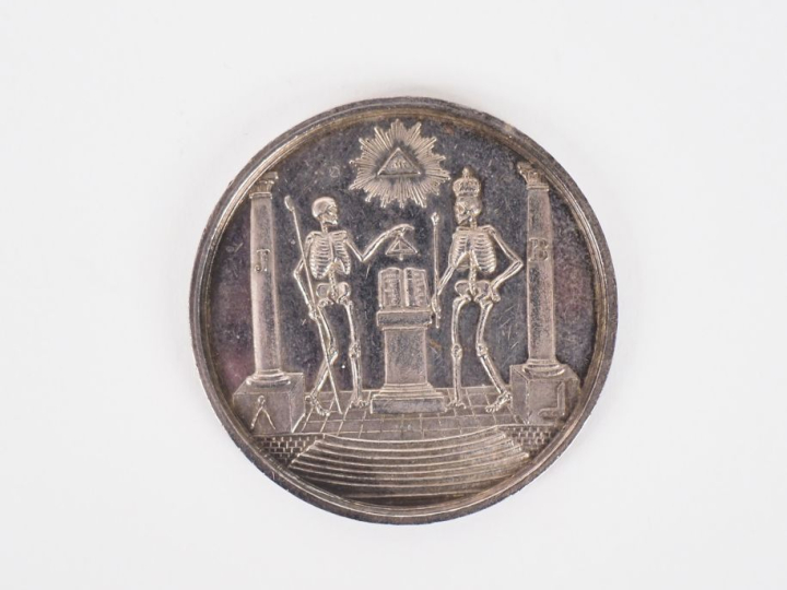 Médaille maçonnique en argent Orient de Rouen, loge "la parfaite égali