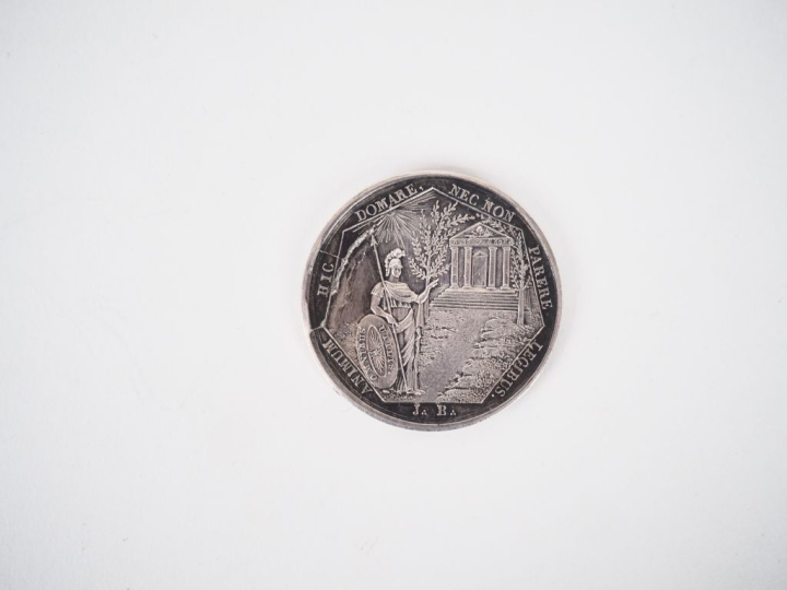 Médaille maçonnique en argent, Orient de Rouen loge des "arts réunis".