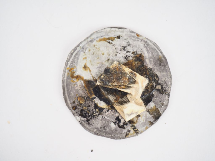 Clicite maçonnique uniface en étain et plomb, sceau magnique aux armes