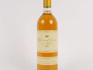 Vente aux enchères 1 BOUTEILLE CHÂTEAU D'YQUEM 1er CCS SAUTERNES - 1995