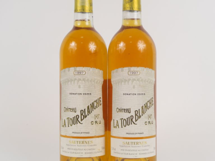 2 BOUTEILLES CHÂTEAU LA TOUR BLANCHE 1er CC SAUTERNES - 1997