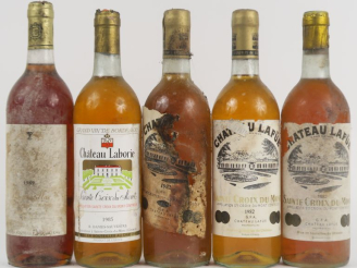 Vente aux enchères 5 BOUTEILLES SAUTERNES DIVERS