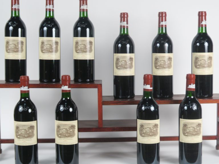 10 BOUTEILLES CHÂTEAU LAFITE ROTHSCHILD 1er GCC PAUILLAC - 1985 - CBO 