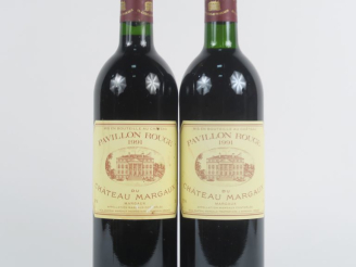 Vente aux enchères 2 BOUTEILLES PAVILLON ROUGE DU CHÂTEAU MARGAUX - 1991 - 1 BG