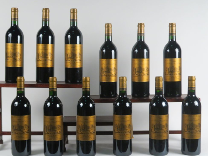12 BOUTEILLES CHÂTEAU D'ISSAN GCC MARGAUX - 1995 - CBO