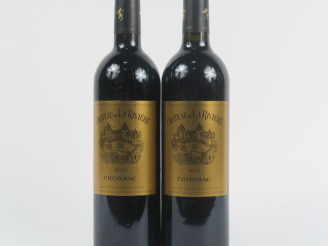 Vente aux enchères 2 BOUTEILLES CHÂTEAU DE LA RIVIÈRE FRONSAC - 2012