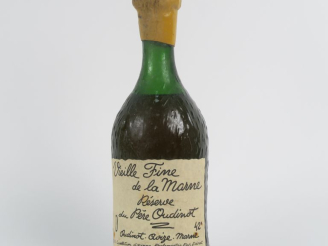 Vente aux enchères 1 BOUTEILLE VIEILLE FINE DE LA MARNE 'RÉSERVE DU PÈRE OUDINOT' 42°