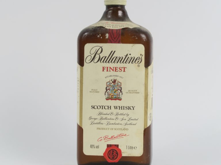 1 BOUTEILLE (1 L) SCOTCH WHISKY BALLANTINE'S