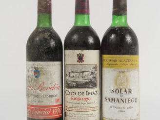 Vente aux enchères 3 BOUTEILLES RIOJA 1970 : 1 COTO DE IMAZ - 1 SOLAR DE SAMANIEGO - 1 BO