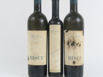 Vente aux enchères 3 BOUTEILLES : 2 BISCI VERDICCHIO DI MATELICA 1990 1 EA - 1 EDELGRUND 