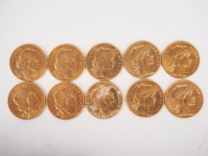 Dix pièces de 20 Francs or, 1914. FRAIS ACHETEURS 10% HT.   