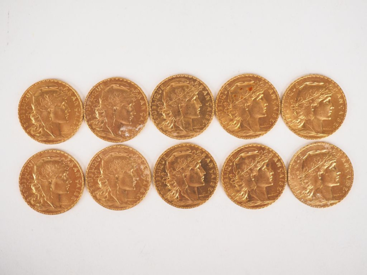 Dix pièces de 20 Francs or, 1914. FRAIS ACHETEURS 10% HT.   