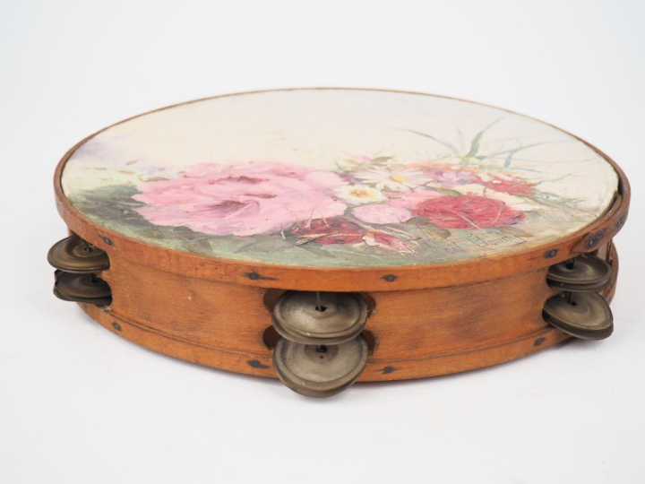 Tambourin 1900 peint par Joel Boudin "bouquet de fleurs et papillons".