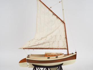Vente aux enchères Maquette de voilier.