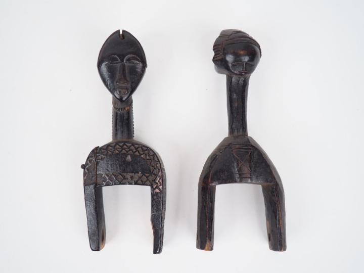 Lot de deux étriers de poulies, Côte d’Ivoire  A. Baoule Bois à patine