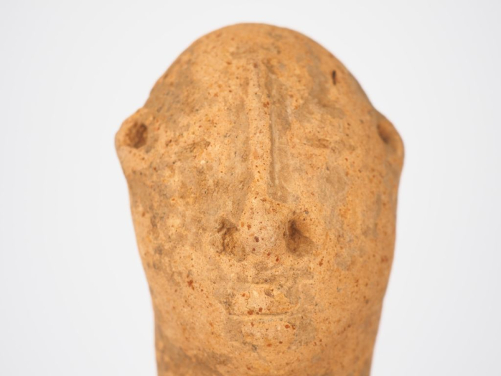 Petite tête Bura, Asinda Sikka (?), Niger Terre cuite à engobe ocre H.