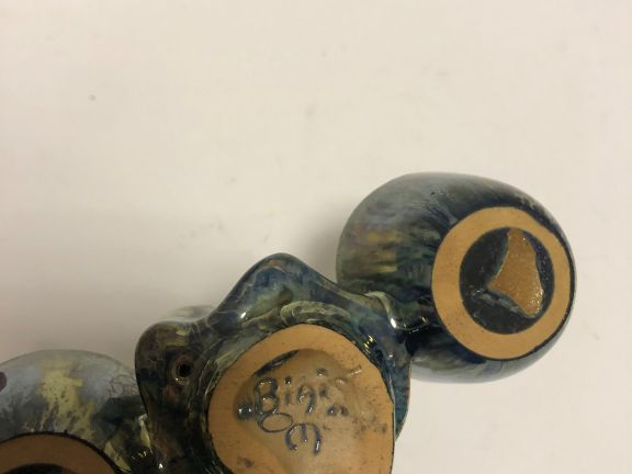 RAMBERVILLERS.  "le fénec"  Sujet en grès vert irisé  H. 9 cm  non sig