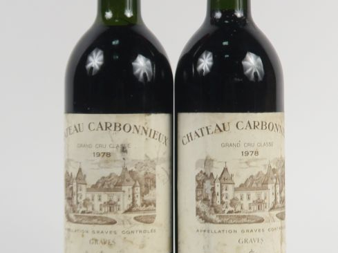 2 BOUTEILLES CHÂTEAU CARBONNIEUX GCC GRAVES - 1978 - 1 BG/1 LB