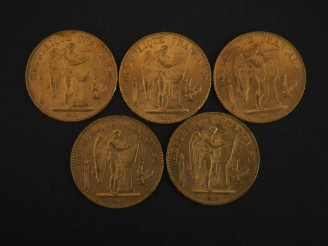 Vente aux enchères Cinq pièces de 20 Francs or, 1895-A et 1897-A (x4). FRAIS ACHETEURS 10