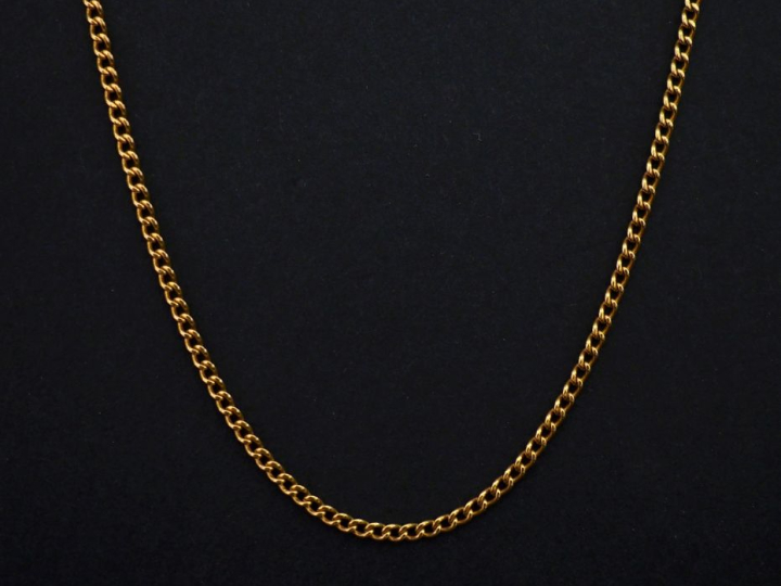 Chaine en or jaune 750, maille gourmette.  Long. 54,5 cm Poids. 3,65 g