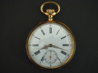Vente aux enchères Montre de gousset en or jaune 750.  Cadran émaillé à chiffres romains 