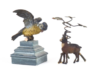 Vente aux enchères 2 sujets en plomb de Vienne polychrome, "chamoix" et "oiseau branché".