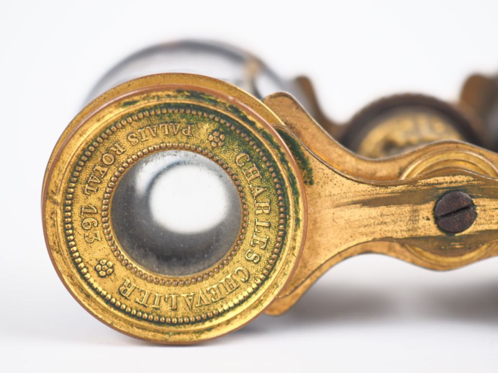 2 paire de jumelles de théatre XIXème  Signées Charles Chevalier, Pala