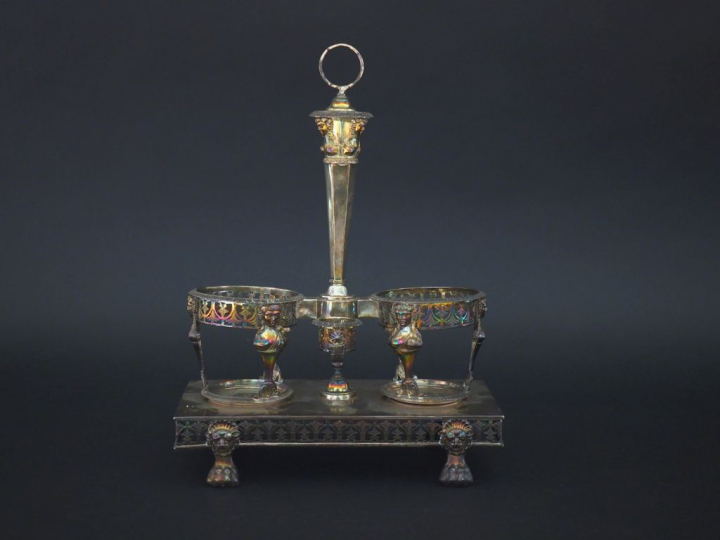 Monture d'huilier - vinaigrier début XIXème en argent 950, poinçon au 