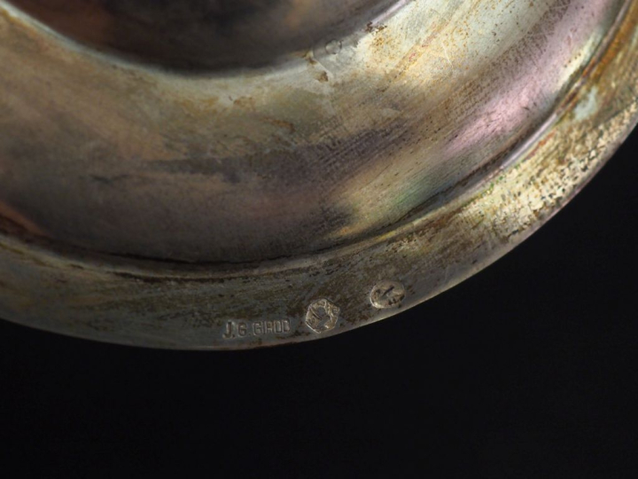 Paire de saucières en argent 915 espagnol, à décor de frise de feuille