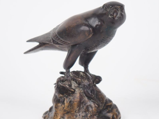 Vente aux enchères Dany CONTINSOUZAS. "le rapace" Sujet en bronze à patine brune Signé et