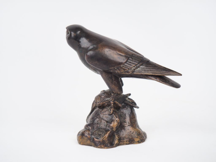 Dany CONTINSOUZAS. "le rapace" Sujet en bronze à patine brune Signé et