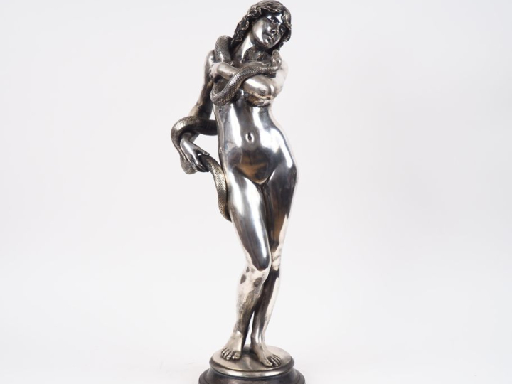 J. ANTOINE IDRAC. "Salammbô" Sculpture en bronze argenté, fonte Thieba