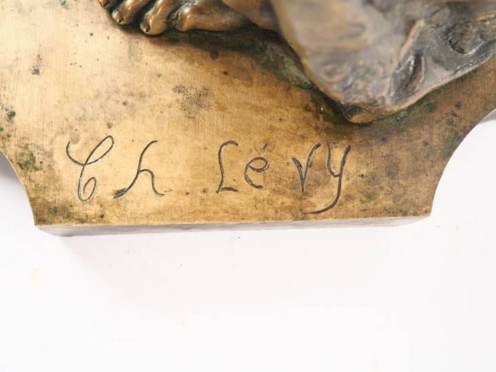 Ch. LEVY.  "Salomé" Sculpture en bronze  Signée  (dépatinée) H. 85 cm