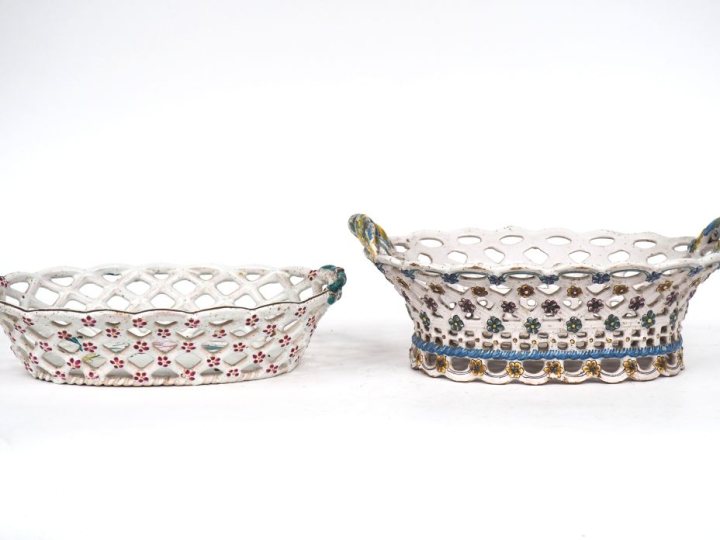 Corbeille XVIIIème en faience de Strasbourg, décor à la rose manganèse