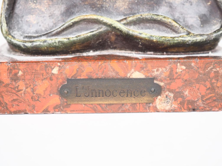 LILLI FINZELBERG. Sculpture Art Nouveau en stuc patiné à l'imitation d