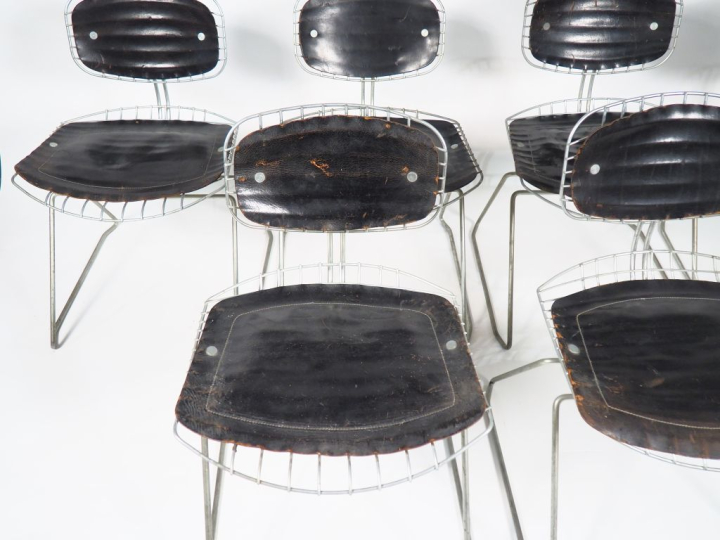 Michel CADESTIN. Suite de six chaises modèle "traineau", structure de 