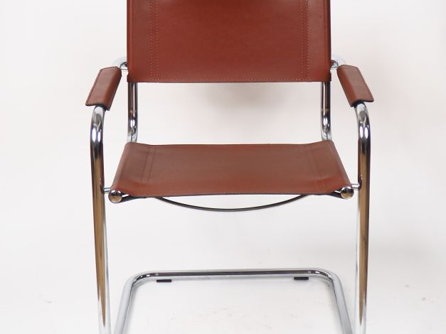 Matteo GRASSI. Suite de 6 chaises design en métal chromé. Signées. (us