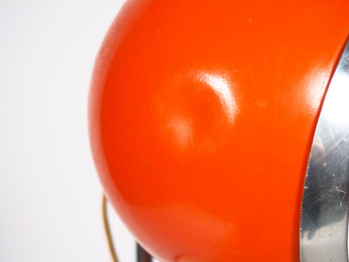 Lampadaire 1970 en métal laqué orange et chromé, éclairant à trois lum