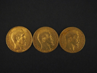 Vente aux enchères Trois pièces de 20 Francs or, 1854-A, 1857-A et 1860-BB. FRAIS ACHETEU