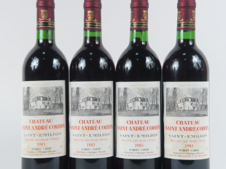 Vente aux enchères 4 BOUTEILLES CHÂTEAU SAINT ANDRÉ CORBIN ST EMILION - 1983 - BG