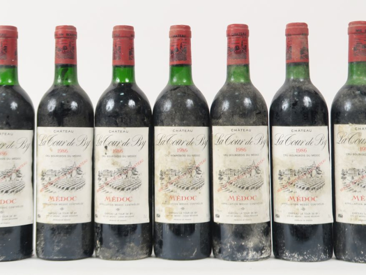 7 BOUTEILLES CHÂTEAU LA TOUR DE BY CB MEDOC - 1987 - BG/BS