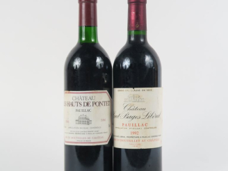Vente aux enchères 2 BOUTEILLES de PAUILLAC : 1 CHÂTEAU HAUT BAGES LIBERAL 1992 - 1 CHÂTE